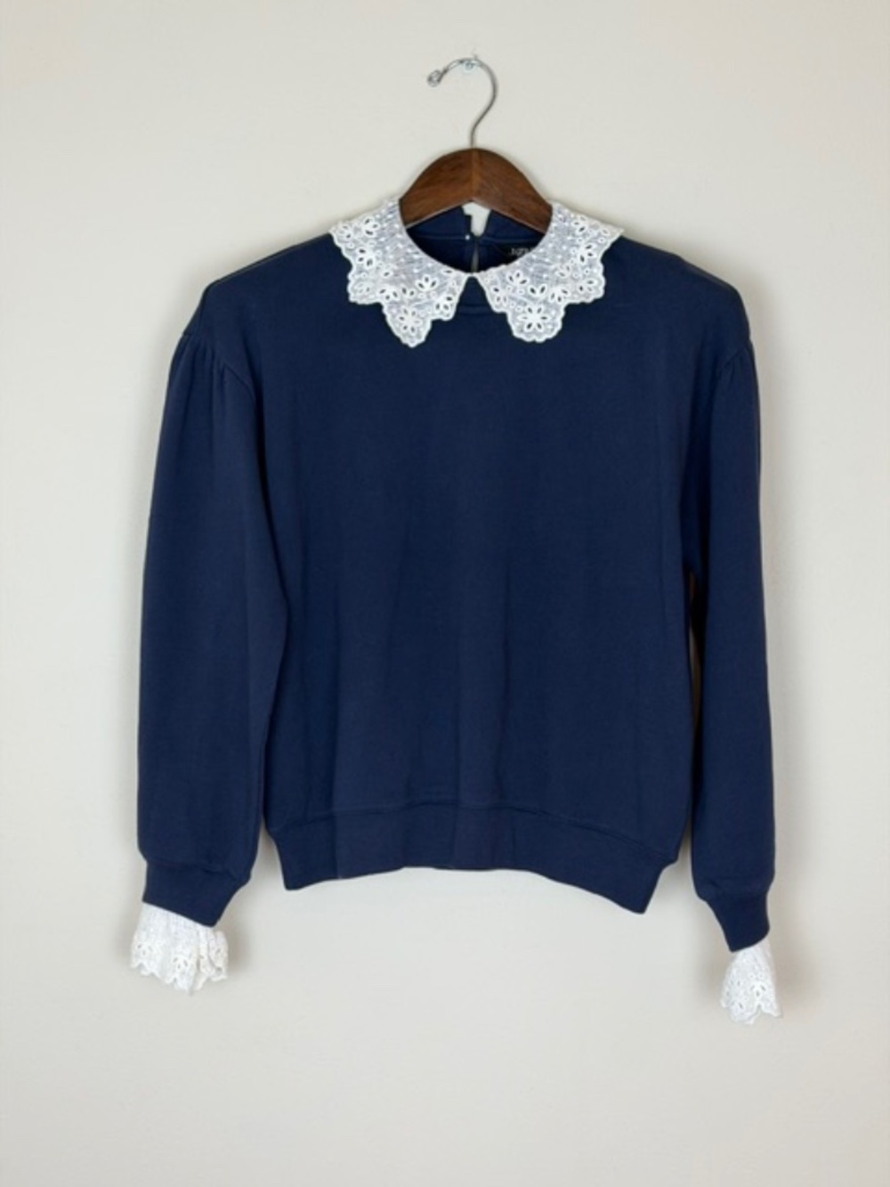 J Crew Navy Long Sleeve Sweatshirt Lace Eyelet Collar & Cuff Detail Womens Small
